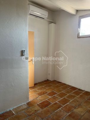 Maison de village R+2 meublée REDESSAN, - Photo 1