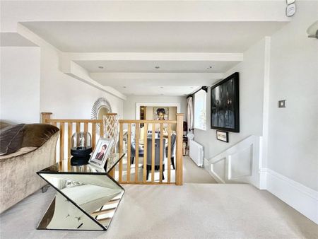 3 bedroom apartment to rent - Photo 5