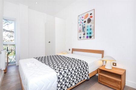 2 bedroom Flat in Mulberry House, Wokingham - Photo 3