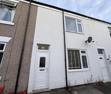 3 bedroom terraced house to rent - Photo 6