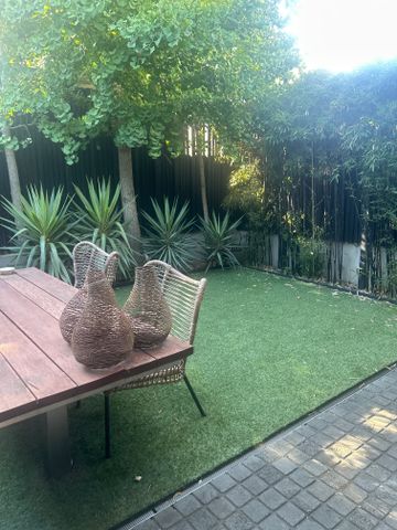 South Yarra - Photo 5