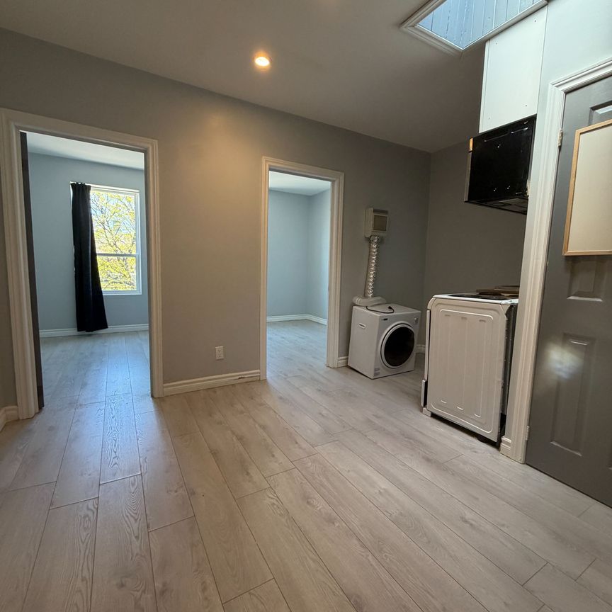 For Lease - 850 Bathurst Street Unit# 4, Toronto, Ontario - Photo 1