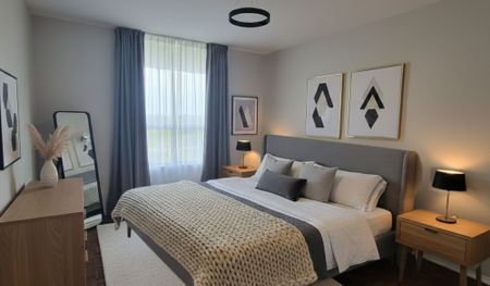 For Lease - 1535 Lakeshore Road Unit# 907, Mississauga, Ontario - Photo 4