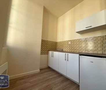 Location Appartement 1 pièce 26m² BRIVE LA GAILLARDE 19100 - Photo 2