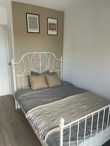 Carrer Joaquín Navarro, Valencia, Valencian Community 46017 - Photo 4