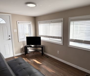 For Lease - 4686 Zimmerman Avenue Unit# Unit 2, Niagara Falls, Ontario - Photo 3