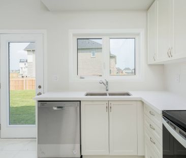 For Lease - 1468 Harker Street, Innisfil, Ontario - Photo 5