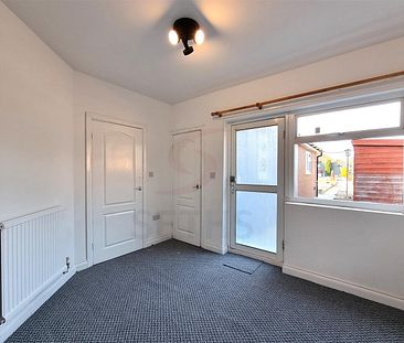 Verdale Avenue, LE4, Leicester - Photo 2