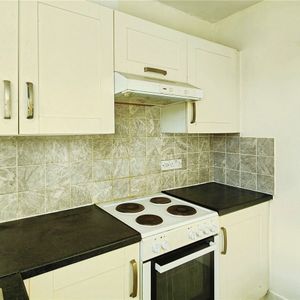 1 bedroom apartment to rent St. Georges Street, Northampton, Northamptonshire, NN1 - Photo 3
