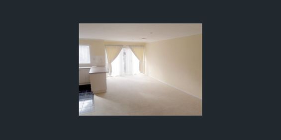 NEAT AND TIDY 3 BEDROOM UNIT! - Photo 3