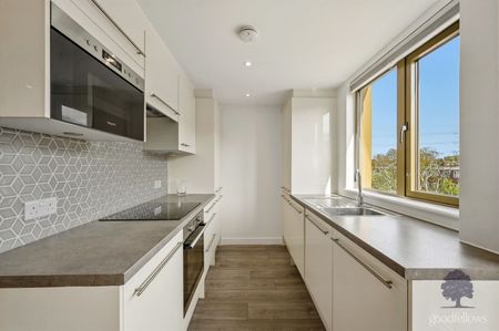 2 bedroom flat to rent, - Photo 3
