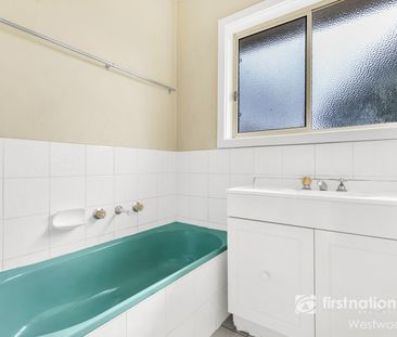 Take a Walk on the Southside!! - Photo 3