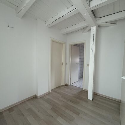 Gemütliche Dachgeschosswohnung in einer Zwickauer Altbauvilla - Photo 2