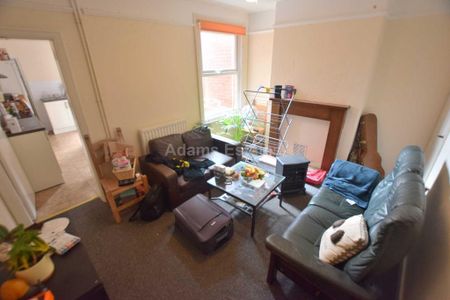 4 bedroom terraced house to rent - Photo 2