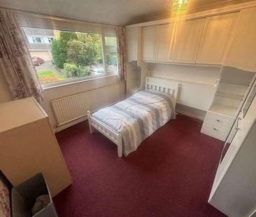 Ratcliff Lawns Southam Cheltenham, GL52 - Photo 2