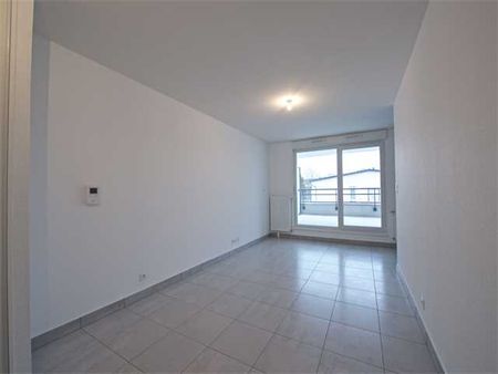 Location Appartement 58.01 M² SAINT-LOUIS 779 € - Photo 2