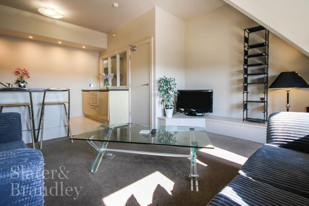 4 bedroom apartment to rent - Photo 1