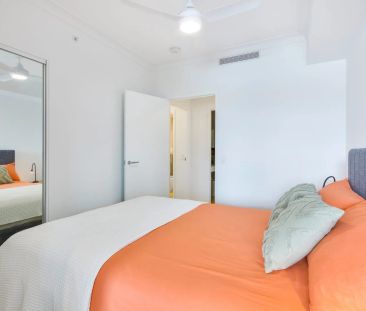 Welcome to your Fully furnished Lifestyle Retreat in Hope Island. - Photo 6