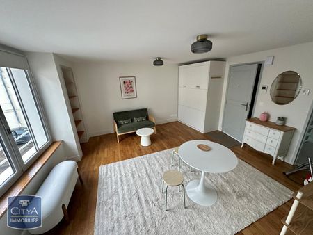 Location Appartement 1 pièce 30m² CHATEAUROUX 36000 - Photo 2