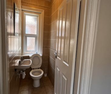 Ashley Road, Poole, Dorset, BH14 - Photo 3