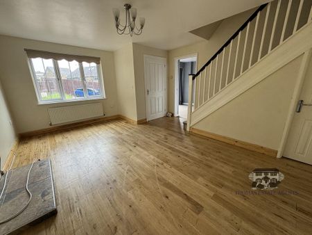 4 bedroom detached house to rent - Photo 2