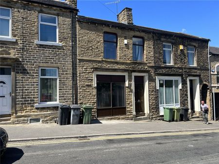 16 Newsome Road, Huddersfield, HD4 - Photo 5