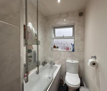 4 bedroom house to rent - Photo 2