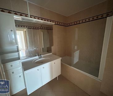 Location Appartement 3 pièces 71m² LILLE 59000 - Photo 6