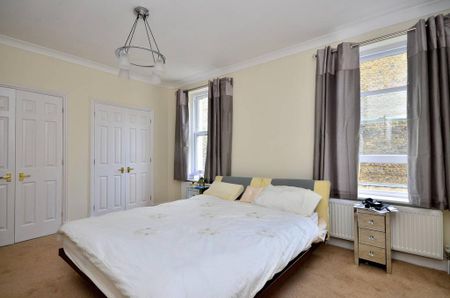 3 bedroom flat to rent - Photo 5