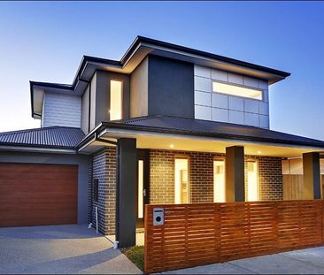 5 Leslie Street, Newport VIC 3015 - House For Rent | Domain - Photo 1