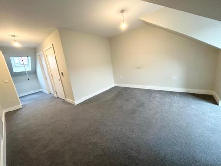 3 bedroom townhouse to rent - Photo 2
