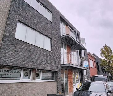 Appartement te huur in Eeklo voor € 800 met 2 slaapkamers - Foto 1