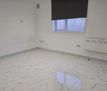 Stubbs Avenue, Headington, OX3 - Photo 3