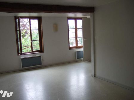 Appartement à louer à Hesdin (62140) en Pas-de-Calais (62). Cet appartement propose une surf... - Photo 2