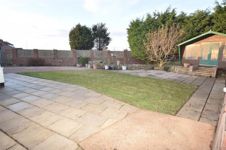 2 bedroom detached bungalow to rent - Photo 4