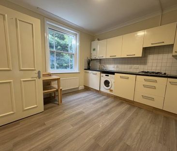 3 bedroom apartment to rent - Photo 5