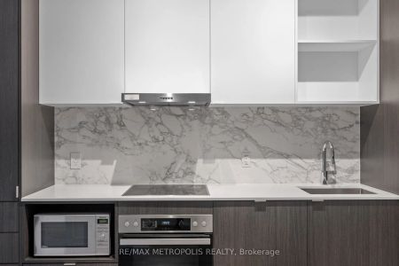 138 Downes Street #6208 - Photo 4