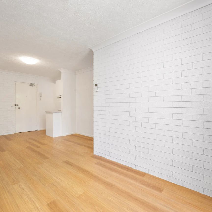 BOUTIQUE LIVING WITH EXPANSIVE BALCONY IN THE HEART OF STONES CORNER - Photo 1