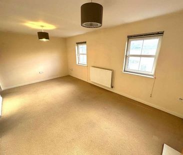 Maida Vale, Haydon End, SN25 - Photo 1