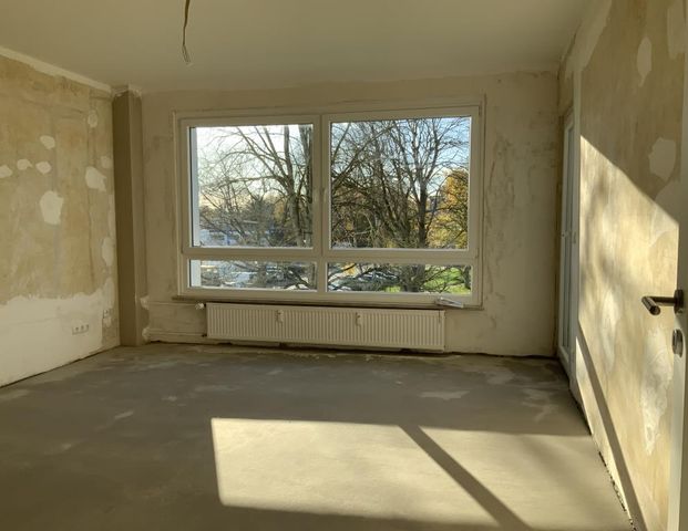 Wohnen nähe Zoom, inkl. neues Wannenbad und Balkon - Photo 1