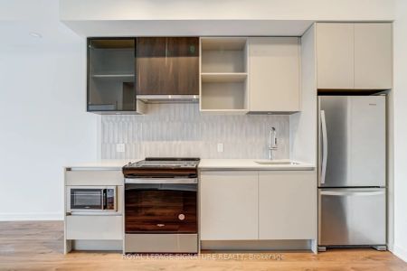 395 Dundas Street W #PH20 - Photo 5