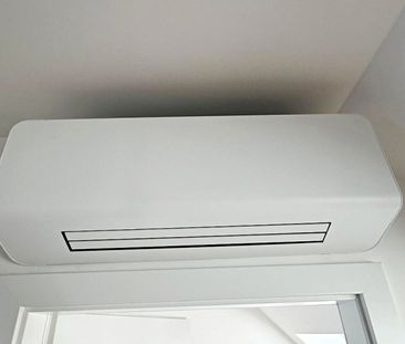 ERSTBEZUG, DACHGESCHOSS, klimatisierte 82 m2 Neubau mit Balkon, Woh... - Photo 3