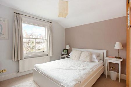 3 bedroom maisonette to rent - Photo 2