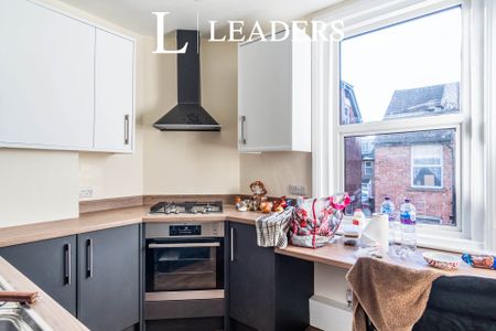 3 bedroom apartment to rent Glamis Street, Bognor Regis, PO21 - Photo 2