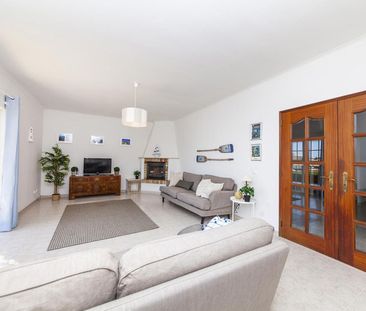 Rua dos Taxistas - Photo 1