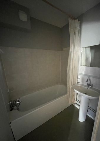 Location Appartement 1 pièce 22m² DEVILLE LES ROUEN 76250 - Photo 5