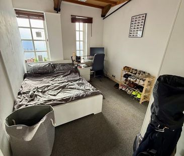 Room in a Shared Flat, Garratt Lane, SW18 - Photo 4