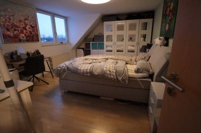 Familienfreundliche 4-Zimmer-Dachgeschosswohnung in Dibbesdorf - Foto 3