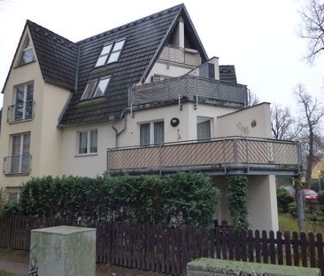 Großzügig geschnittene Wohnung in grüner Lage, mit großem Balkon **... - Photo 6