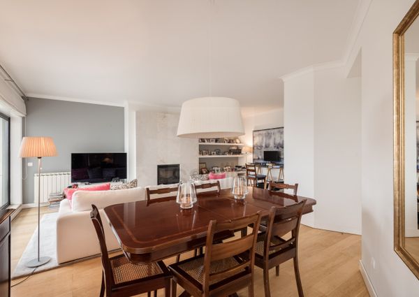 Apartamento T3 na Foz com varanda